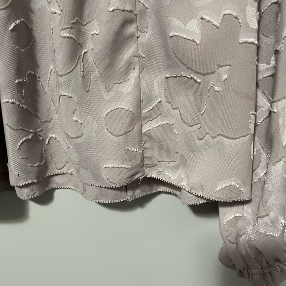 Wilfred Lourdes Long Sleeve Blouse Silk Taupe - Picture 7 of 12